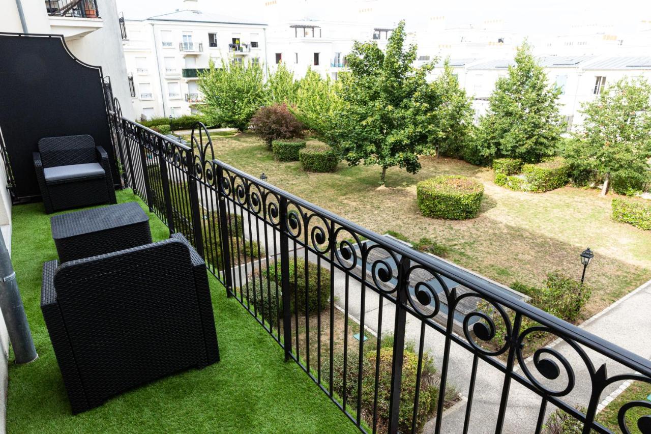 Suite Moderne, Disneyland Paris, 8 Personnes 塞里斯 外观 照片
